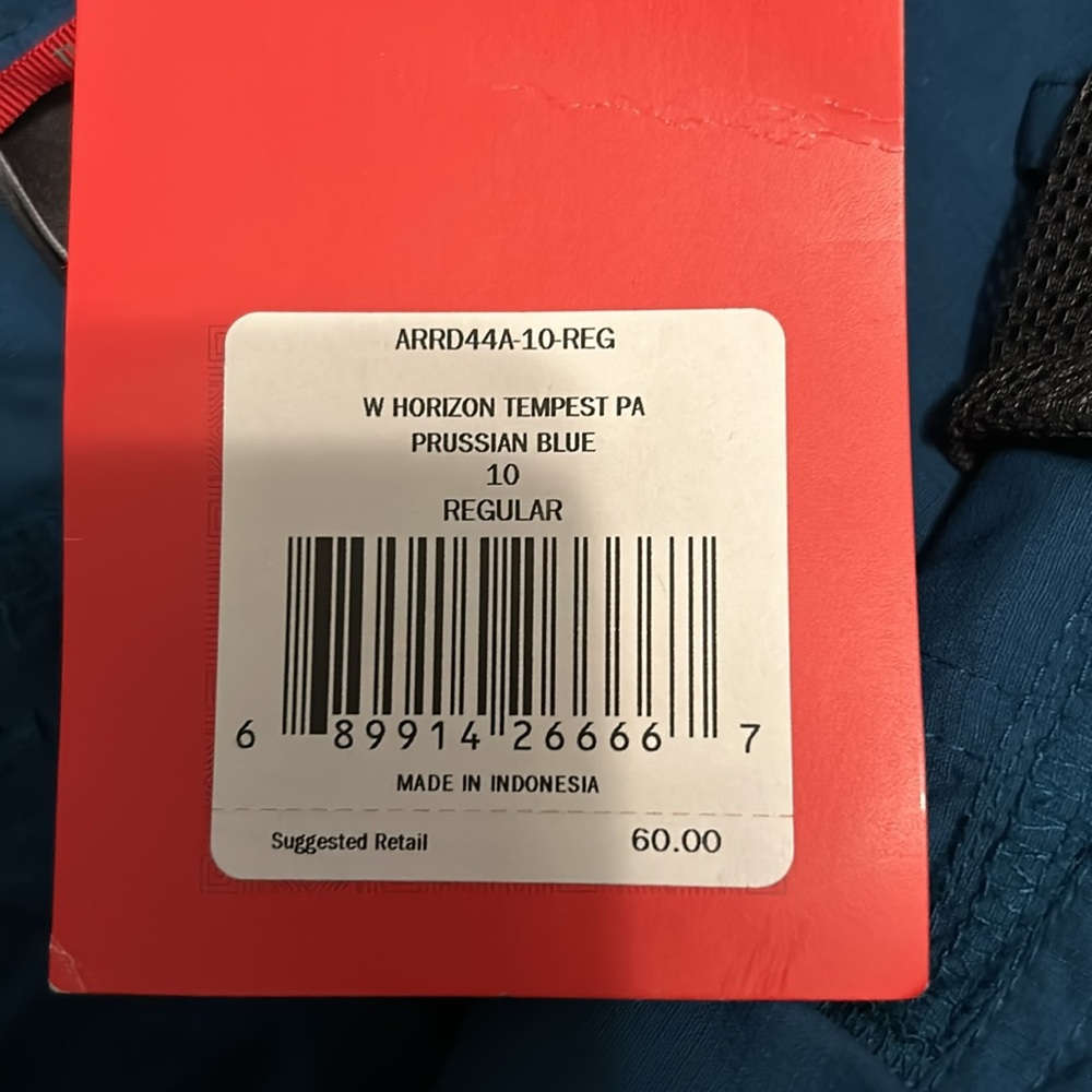North Face NWT Hiking Pants - Picture 5 of 5